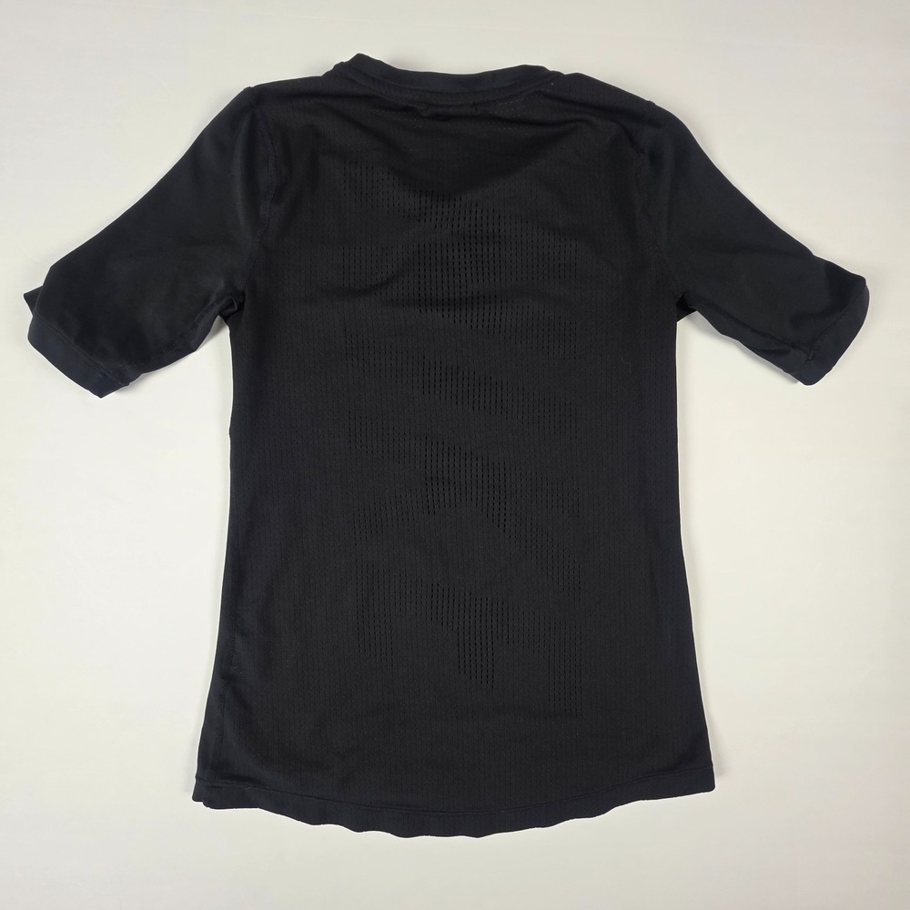 NIKE PRO HYPERCOOL Womens Black Shirt Top T-shirt Short Sleeve Workout - Size L - Picture 5 of 8